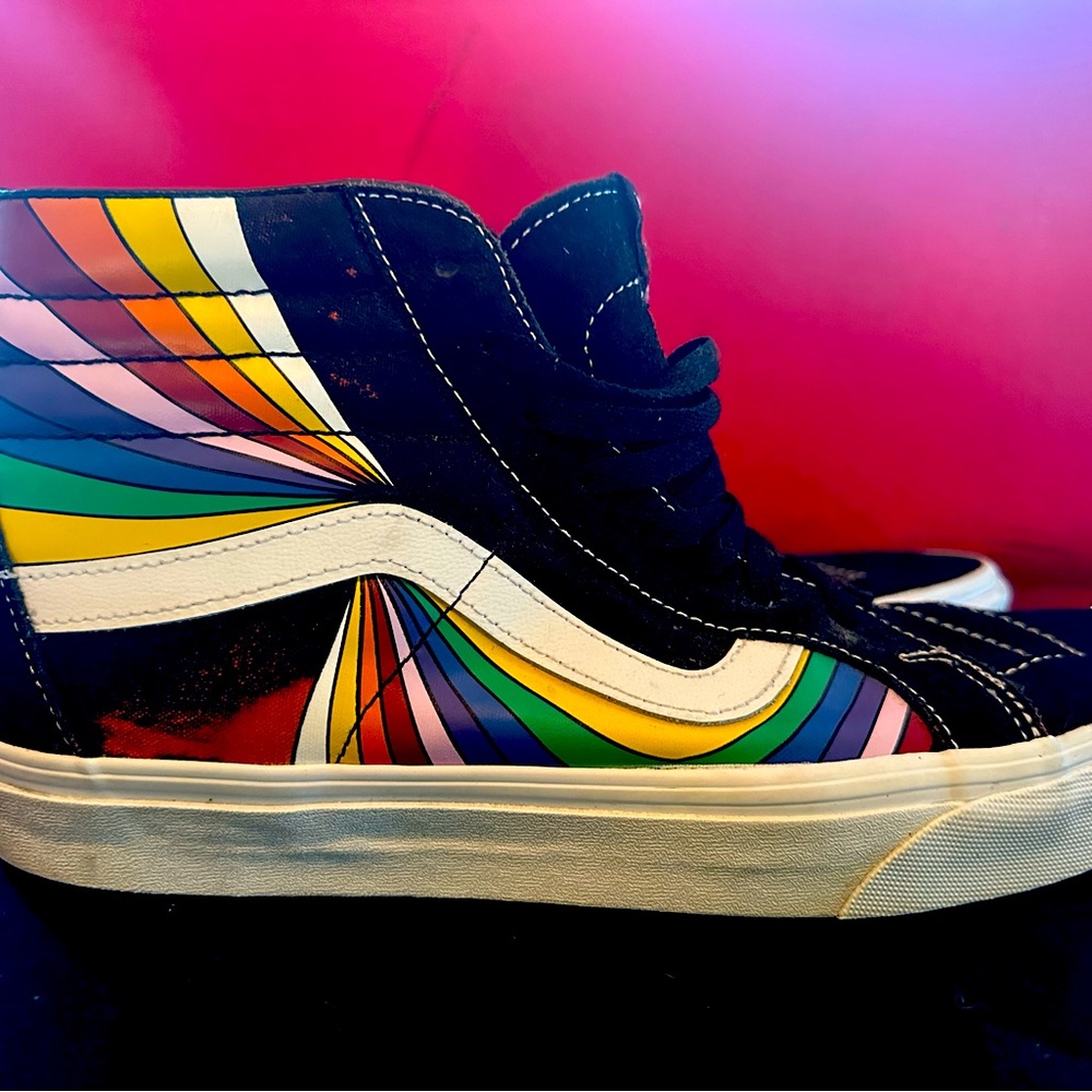 Vans Retro Mart Sk8-HI Rainbow Prism Suede hi top Men 11